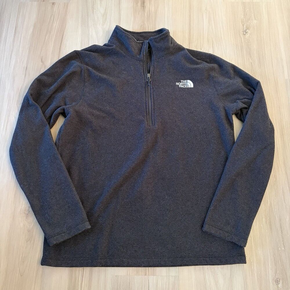 The North Face Textured 1/4 Zip Gray Pullover Men’s Size Large Fleece Sweater